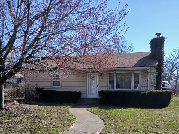 545 Kirkwood Ave, Winthrop Harbor, IL 60096