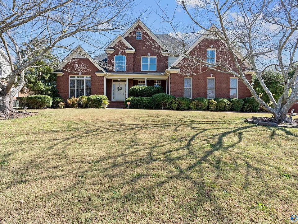 1st image of 232 Dove Hollow Dr
