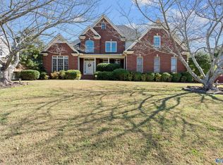 232 Dove Hollow Dr, Meridianville, AL 35759