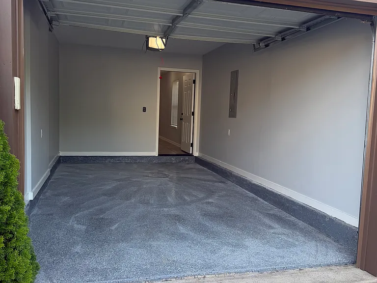 2825 Virginia Woods Cv — Photo 6