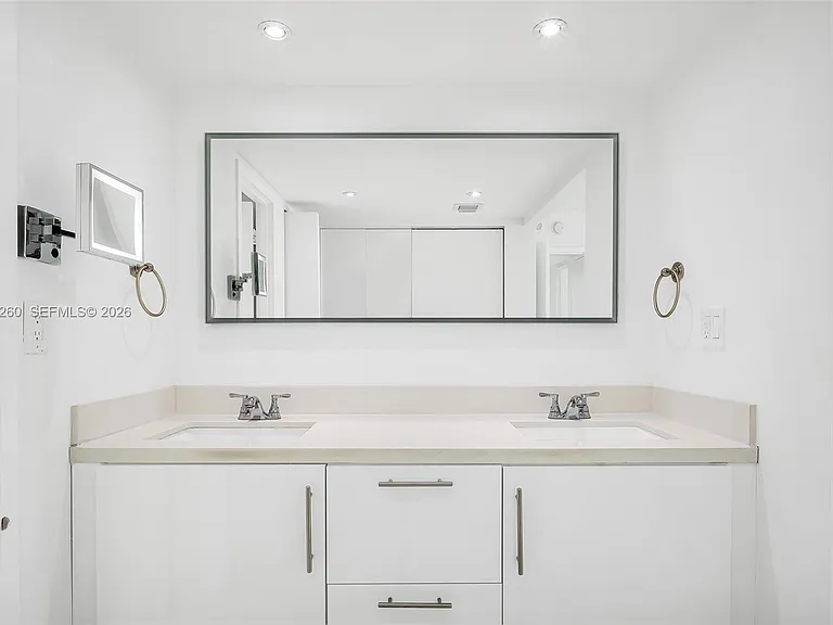 100 Bayview Dr #408 — Photo 27