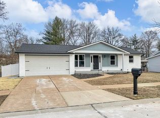 2627 Vortex Dr, Saint Louis, MO