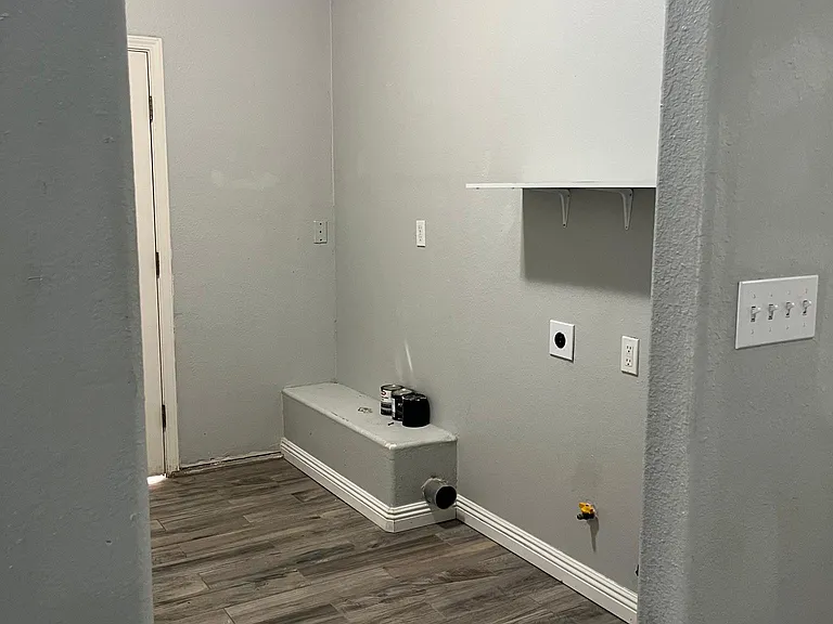 964 Maple Valley Way — Photo 14