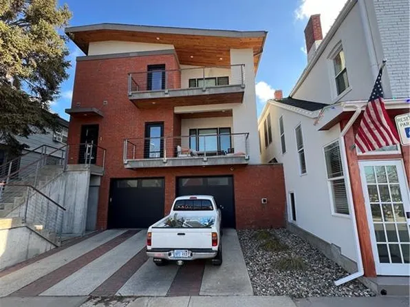 4443 Bell St, Kansas City, MO 64111