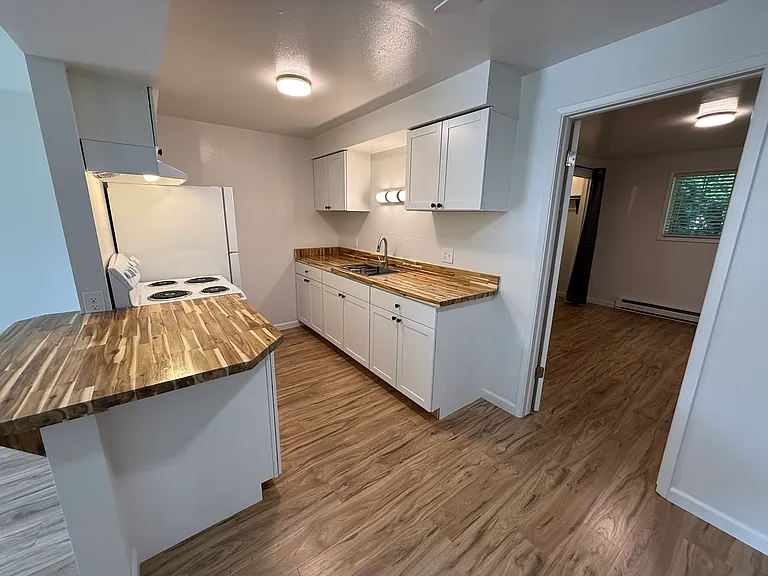 744 S Hatch St #744 — Photo 2