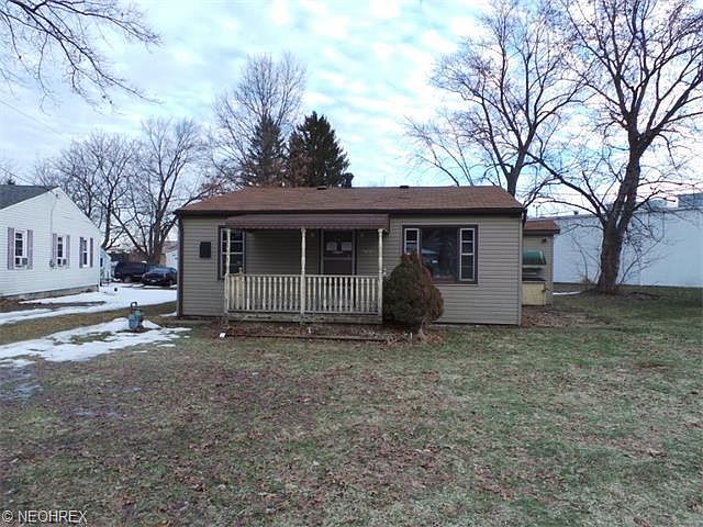 1st image of 2731 Meadow Dr