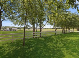 1001 Marigold Ct, Granbury, TX 76049