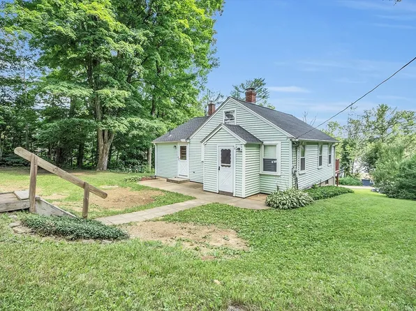 6 Lambs Grv, Spencer, MA 01562