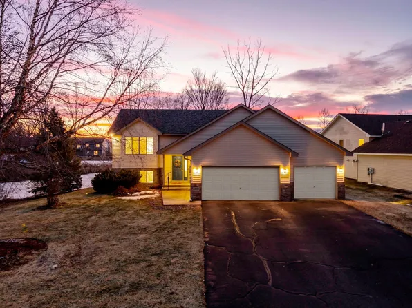 22355 Elston Ave, Forest Lake, MN 55025
