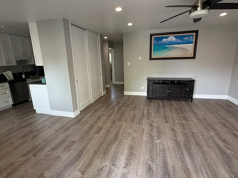 2180 Geary Rd #24 — Photo 3