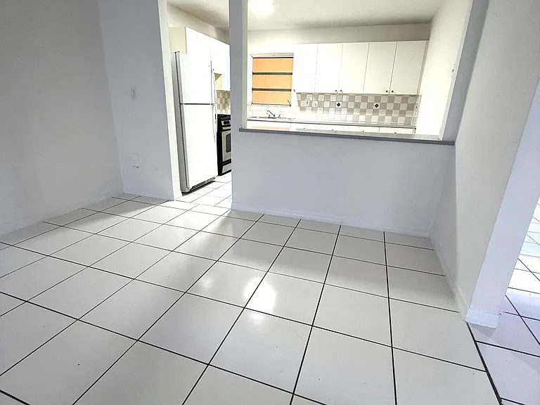 Allegro Apartments — Photo 5