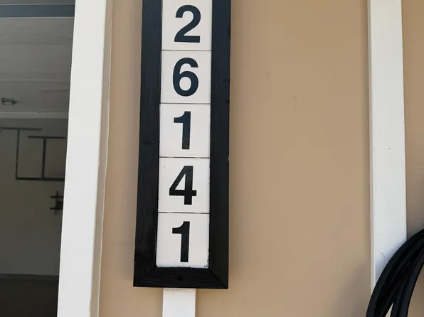 26141 Hatmor Dr, Calabasas, CA 91302