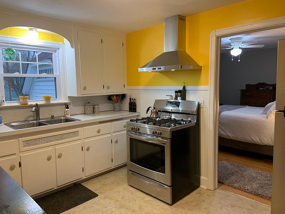 105 Park Pl East Aurora NY Zillow