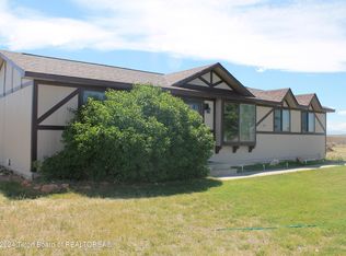 37 Prairie Breeze Rd, Riverton, WY 82501