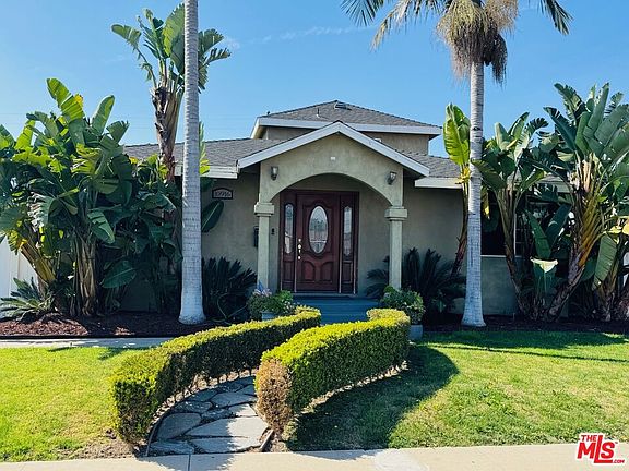 4th image of 10916 Saragosa St