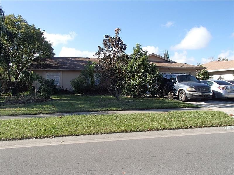 2nd image of 2604 Myakka Dr