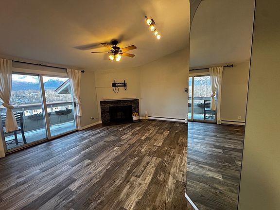 5th image of 5612 E 40th Ave Unit B303