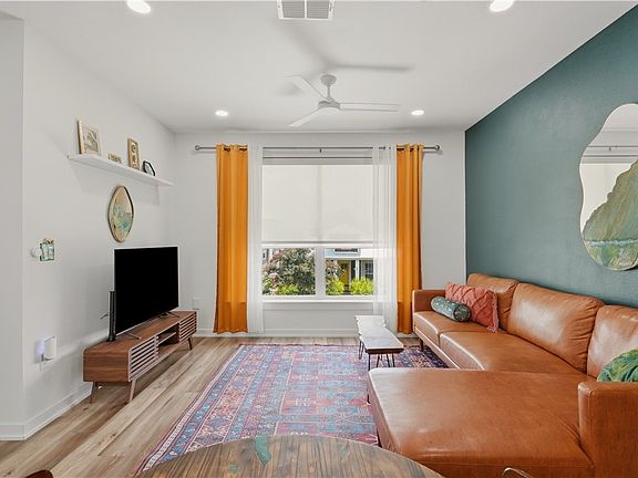 5th image of 653 Stadtbach St