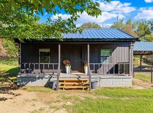 1550 S Stewart St, Azle, TX 76020