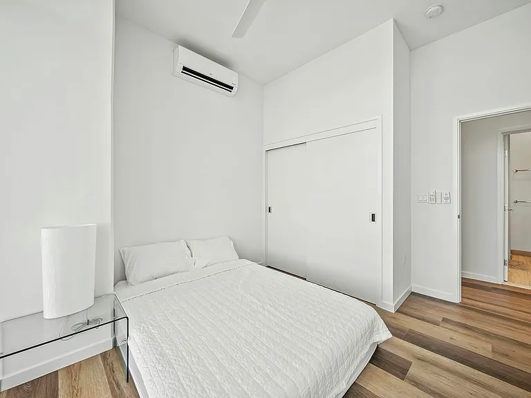 1515 Liona St #4418 — Photo 21