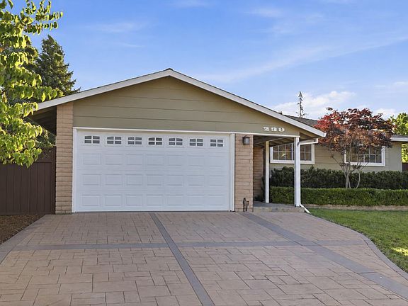 3rd image of 239 Kensington Way