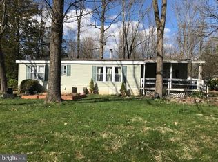 17 Maple Dr, Quakertown, PA 18951