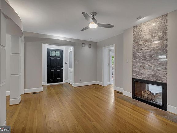 5th image of 1706 N Glebe Rd