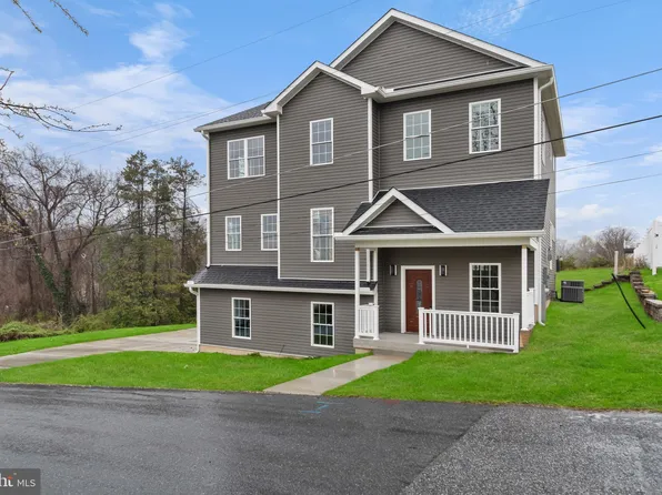 5022 Lolly Ln, Perry Hall, MD 21128