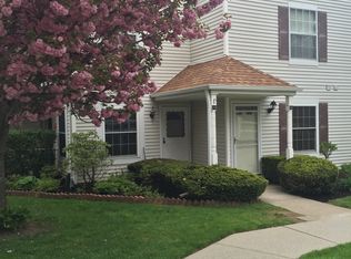 300 Fairview Cir, Middle Island, NY 11953