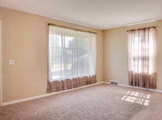 915 Andrus Ave, Lansing, MI 48917