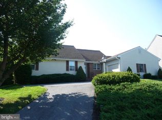 715 Westover Dr, Lancaster, PA 17601