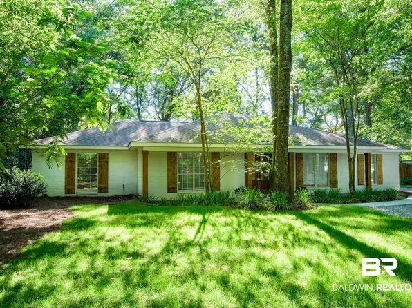 23948 3rd St, Fairhope, AL 36532