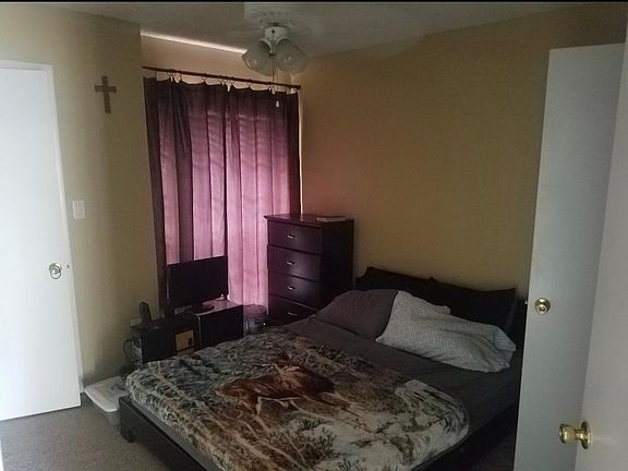 5th image of 8714 Mallard Reserve Dr Unit 202
