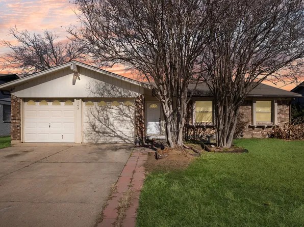 743 Price Dr, Lewisville, TX 75067