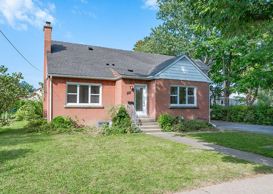 197 Edgar St #3