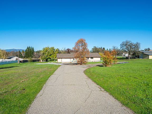 3rd image of 19424 Posey Ln