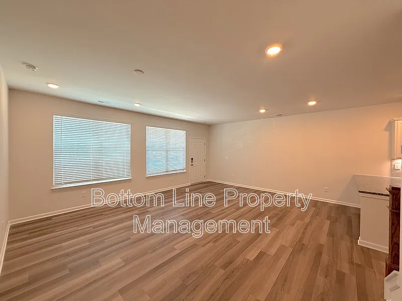 Harmony - Matthews — Photo 2