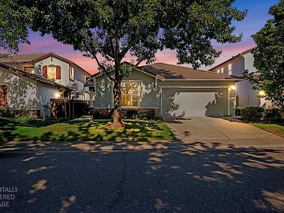 2nd image of 1150 Meredith Way