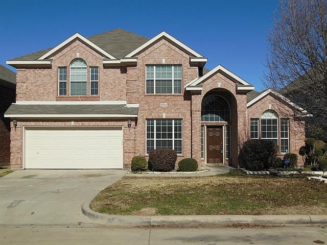 1st image of 4624 Maple Hill Dr