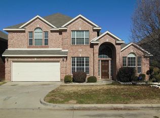 4624 Maple Hill Dr, Fort Worth, TX 76123