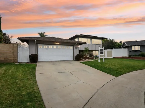 1417 N Center St, Orange, CA 92867