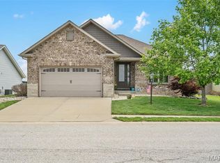 7466 Clarence Ct, Glen Carbon, IL 62034