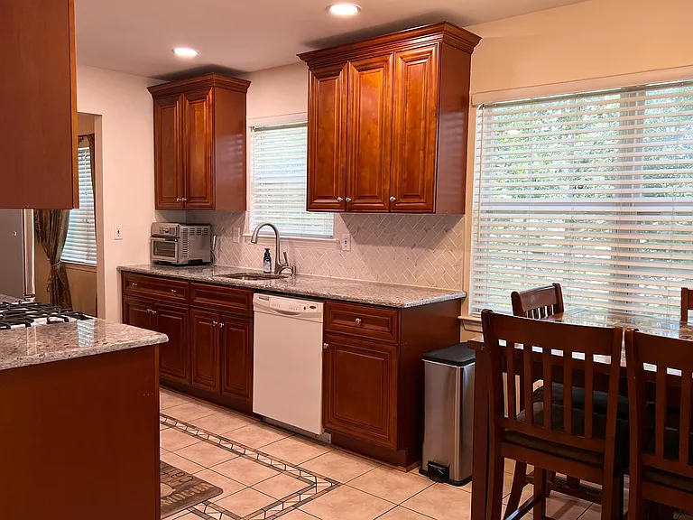 Kitchen 2