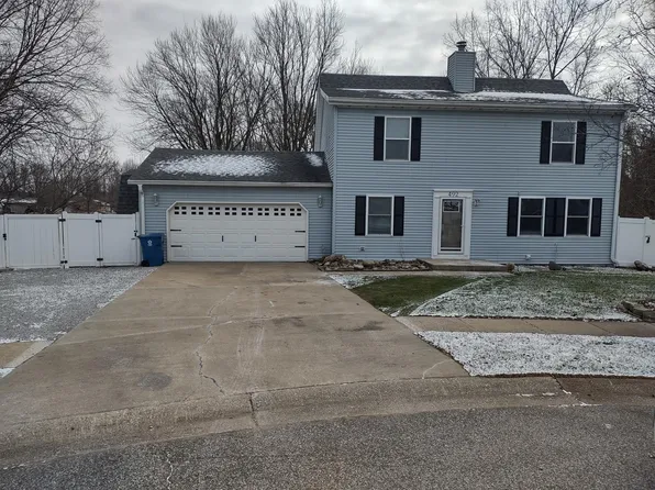 492 Gladys Ln, Chesterton, IN 46304
