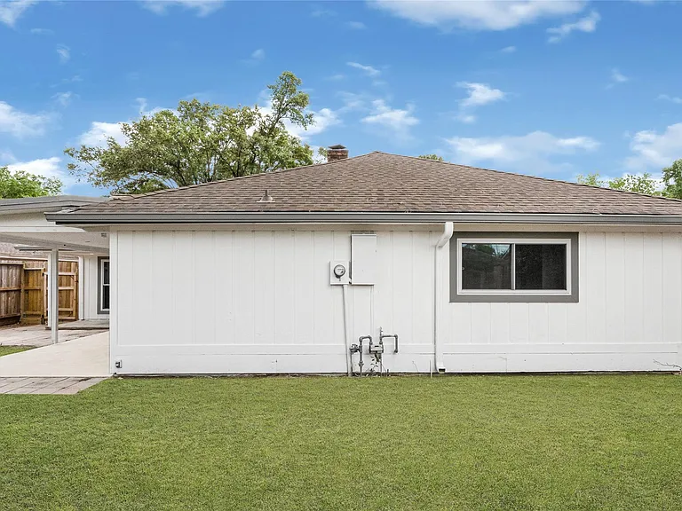 15722 Pagehurst Dr — Photo 29