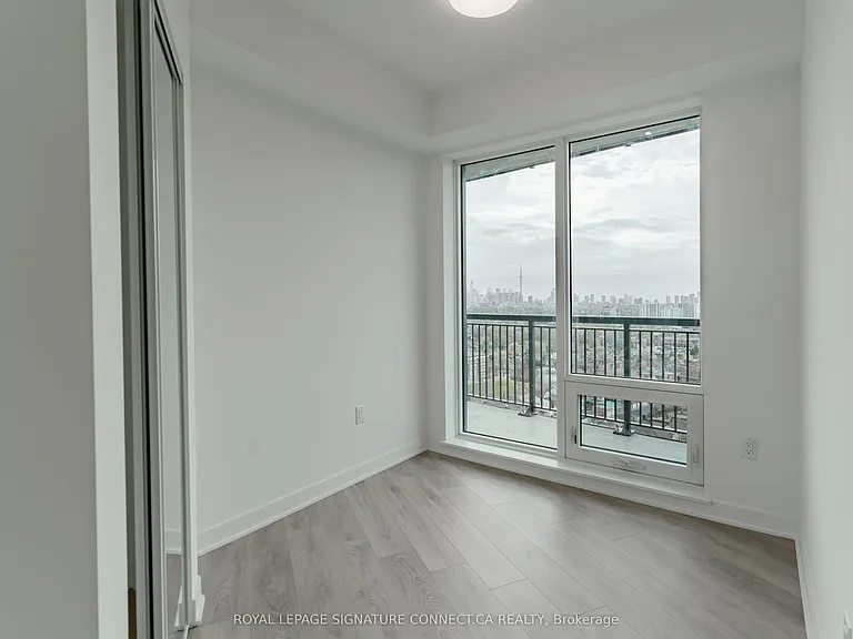 1185 Dupont St #1607 — Photo 9