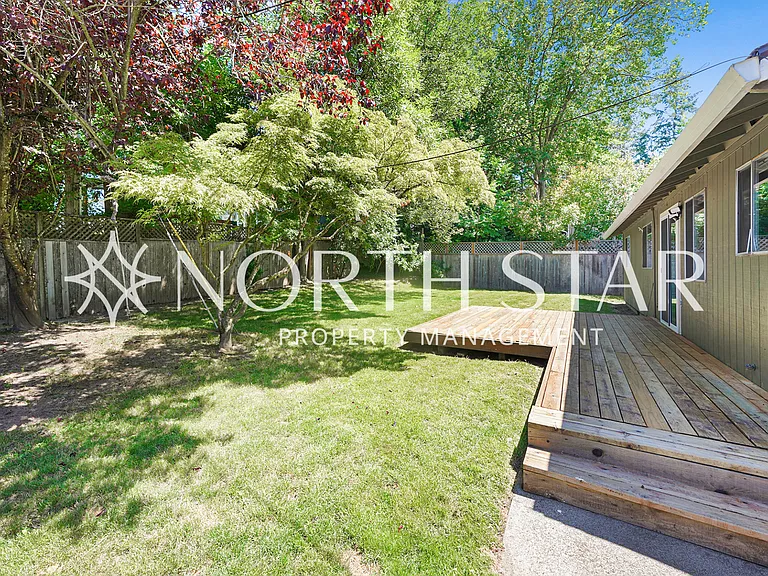 6269 SW Southwood Dr — Photo 36