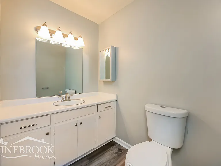 21 Tamwood Cir — Photo 9