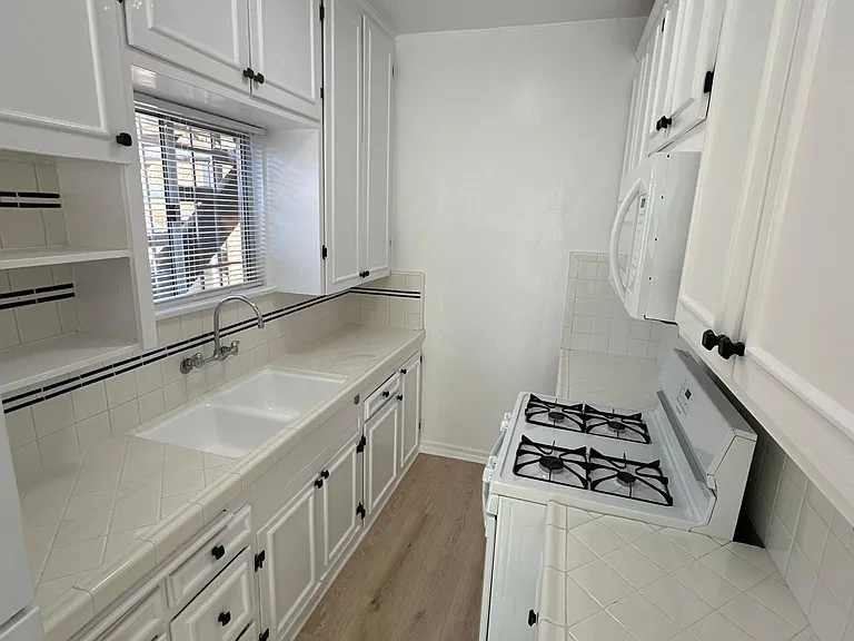 315 N Spaulding Ave #3 — Photo 17