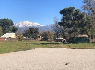 32610 Oak Glen Rd, Yucaipa, CA 92399